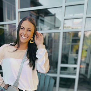 Meet your Posher, Erica